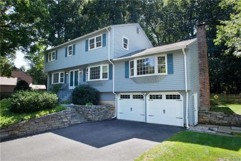 17 Windham Drive Simsbury CT 06070