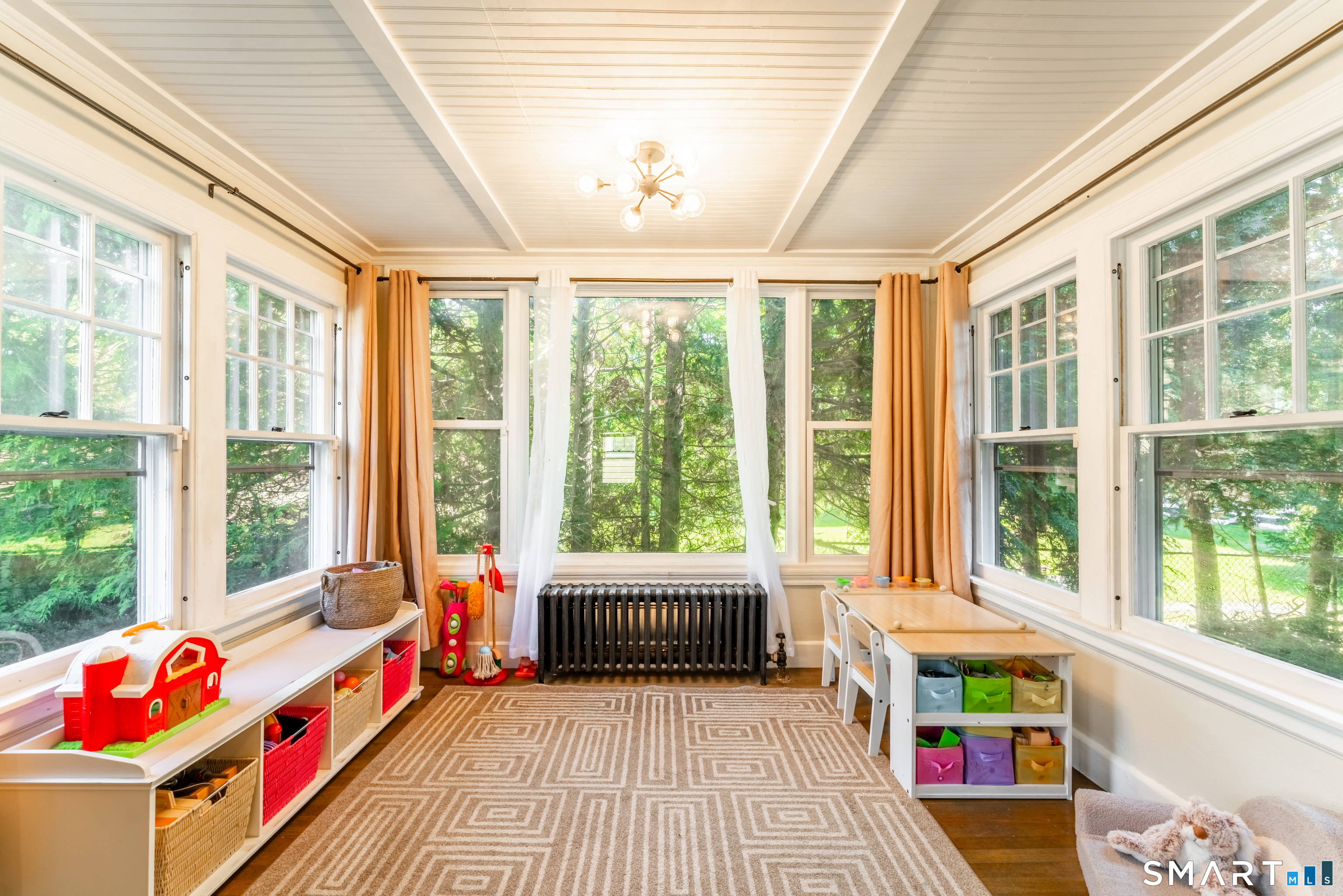 180 Gardner Avenue New London CT 06320