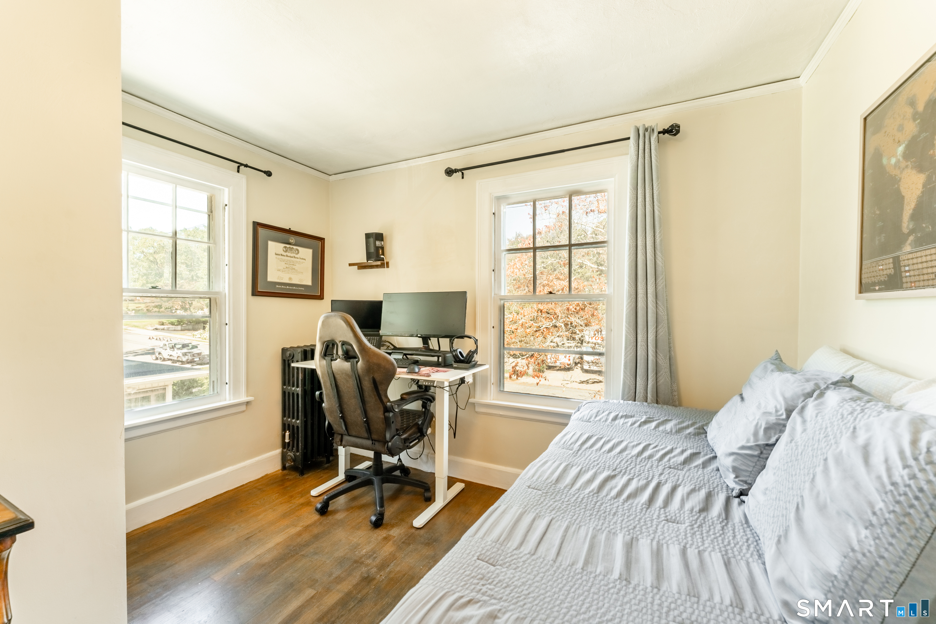 180 Gardner Avenue New London CT 06320