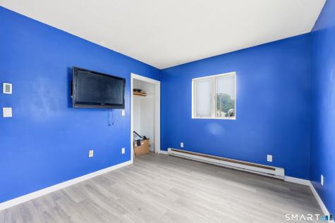 36 Lester Street New London CT 06320