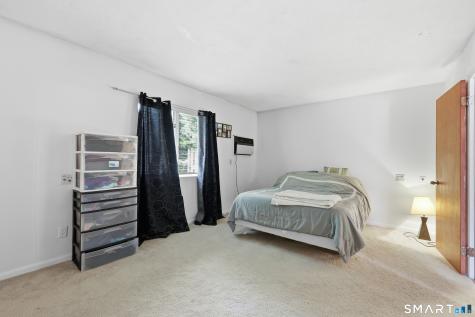 36 Lester Street New London CT 06320