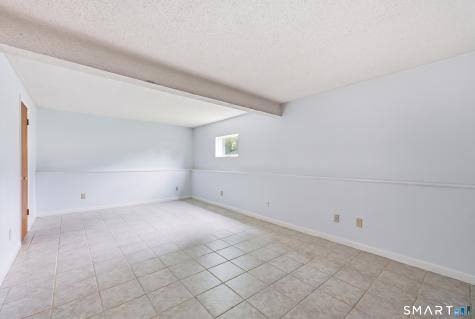 36 Lester Street New London CT 06320