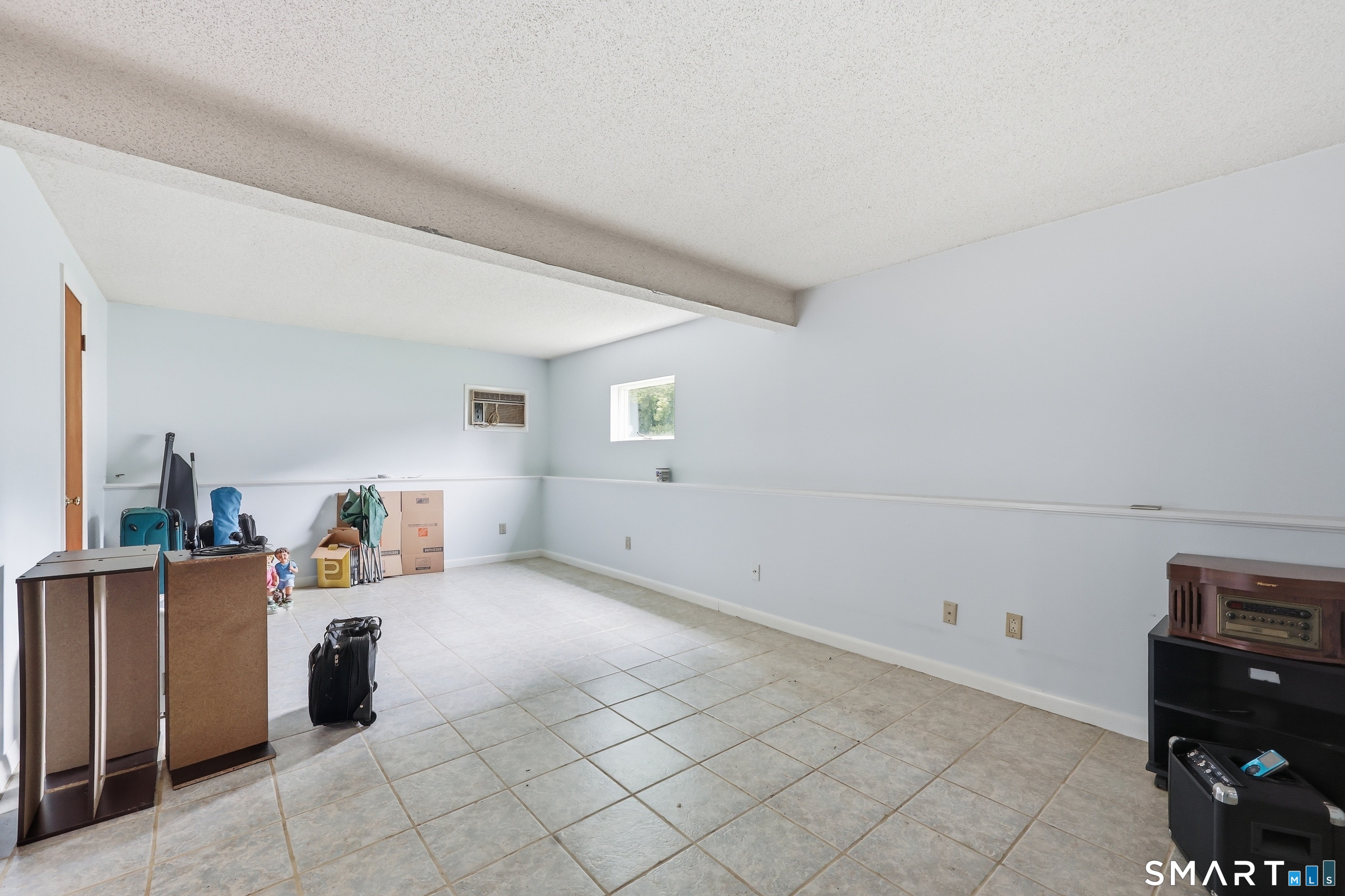36 Lester Street New London CT 06320