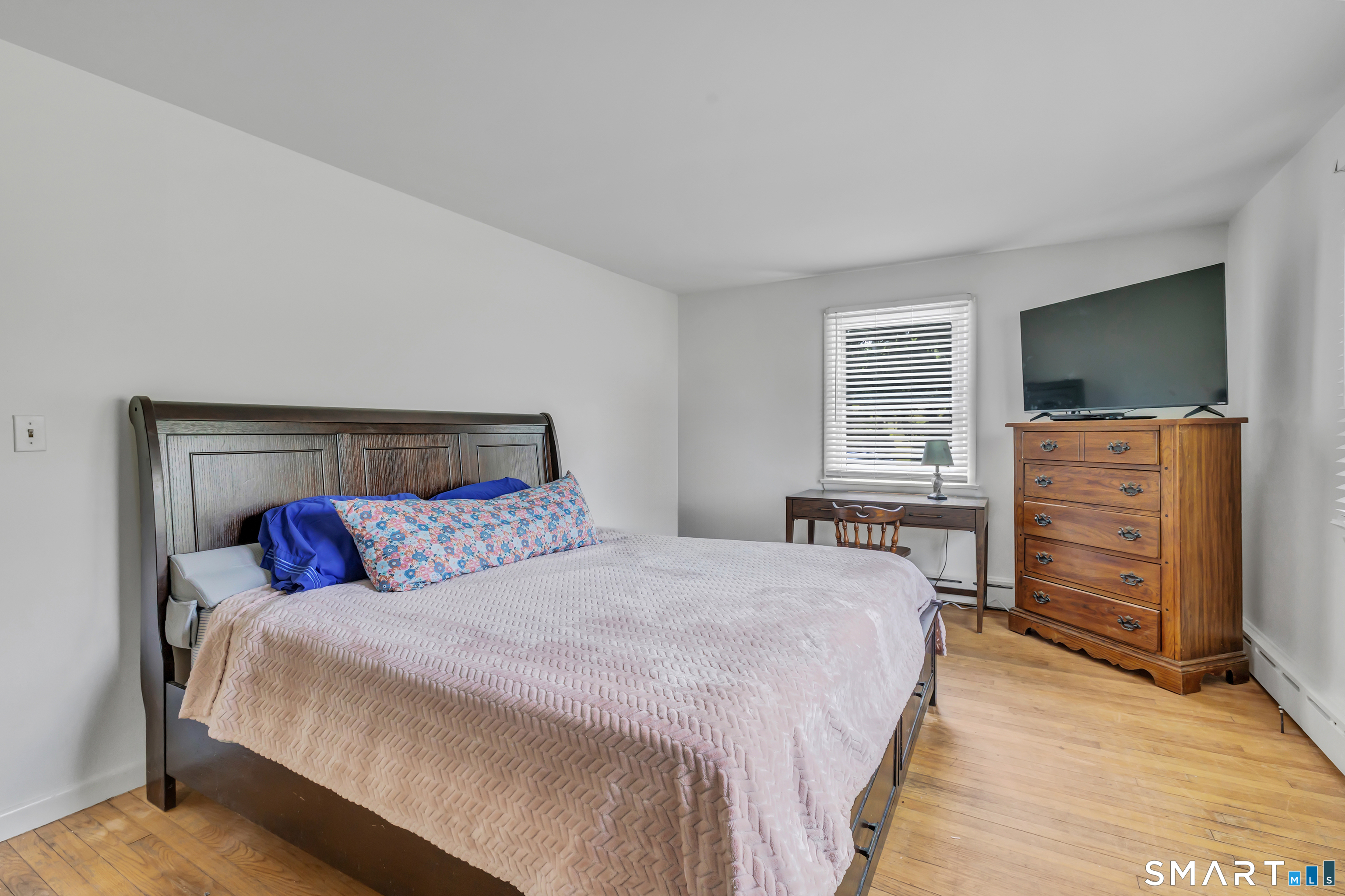 50 Hawthorne Avenue Derby CT 06418