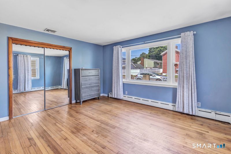 50 Hawthorne Avenue Derby CT 06418