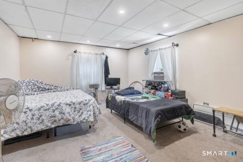50 Hawthorne Avenue Derby CT 06418