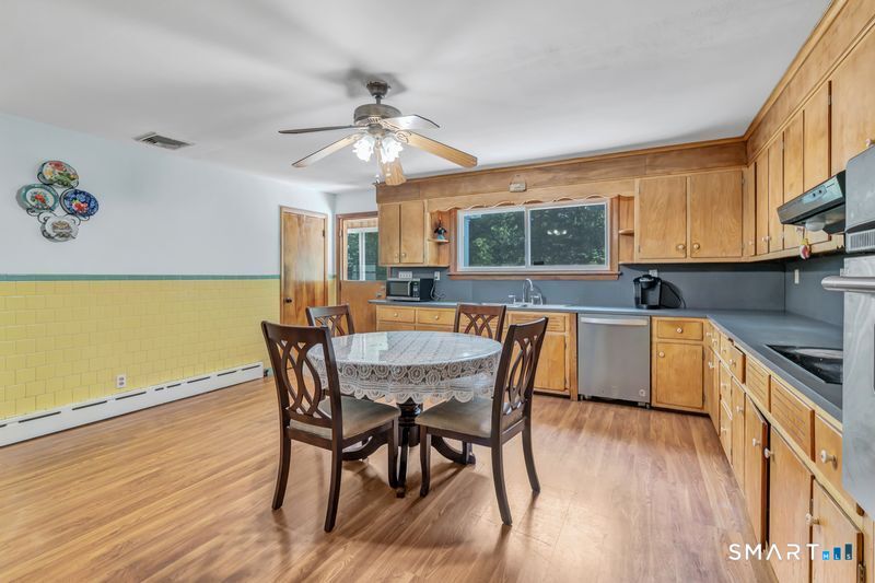 50 Hawthorne Avenue Derby CT 06418