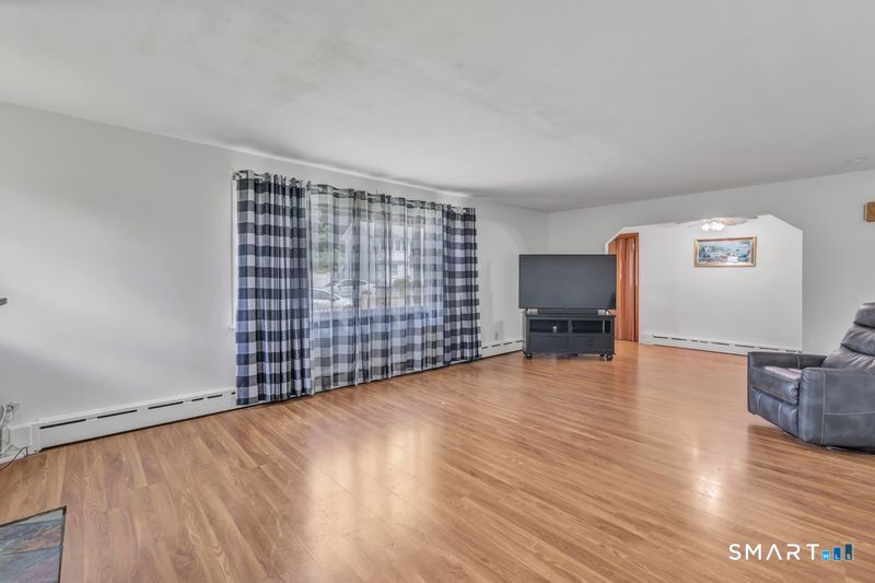 50 Hawthorne Avenue Derby CT 06418