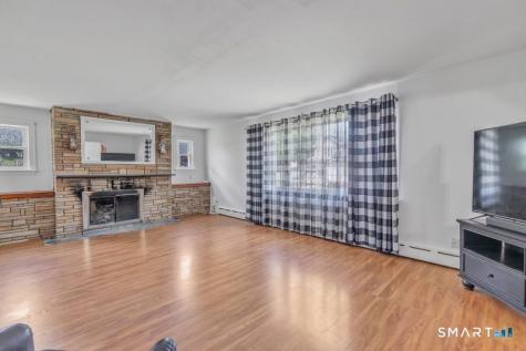 50 Hawthorne Avenue Derby CT 06418
