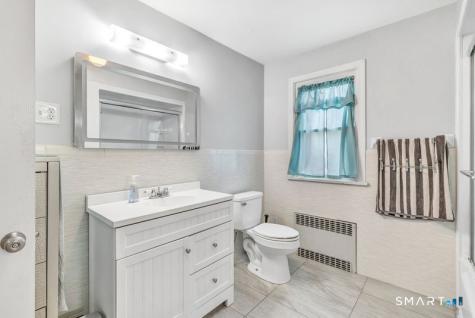 50 Hawthorne Avenue Derby CT 06418