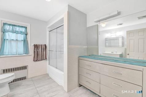 50 Hawthorne Avenue Derby CT 06418