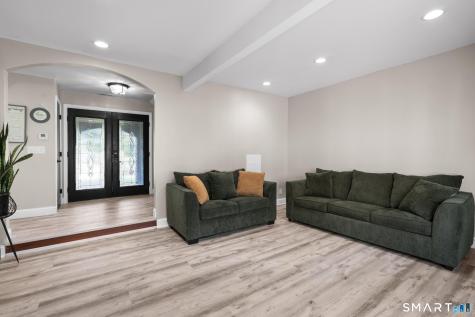 30 Rolling Hills Drive Meriden CT 06451