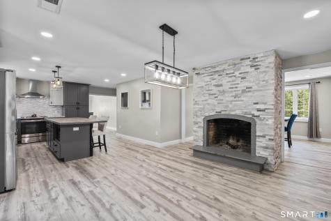 30 Rolling Hills Drive Meriden CT 06451