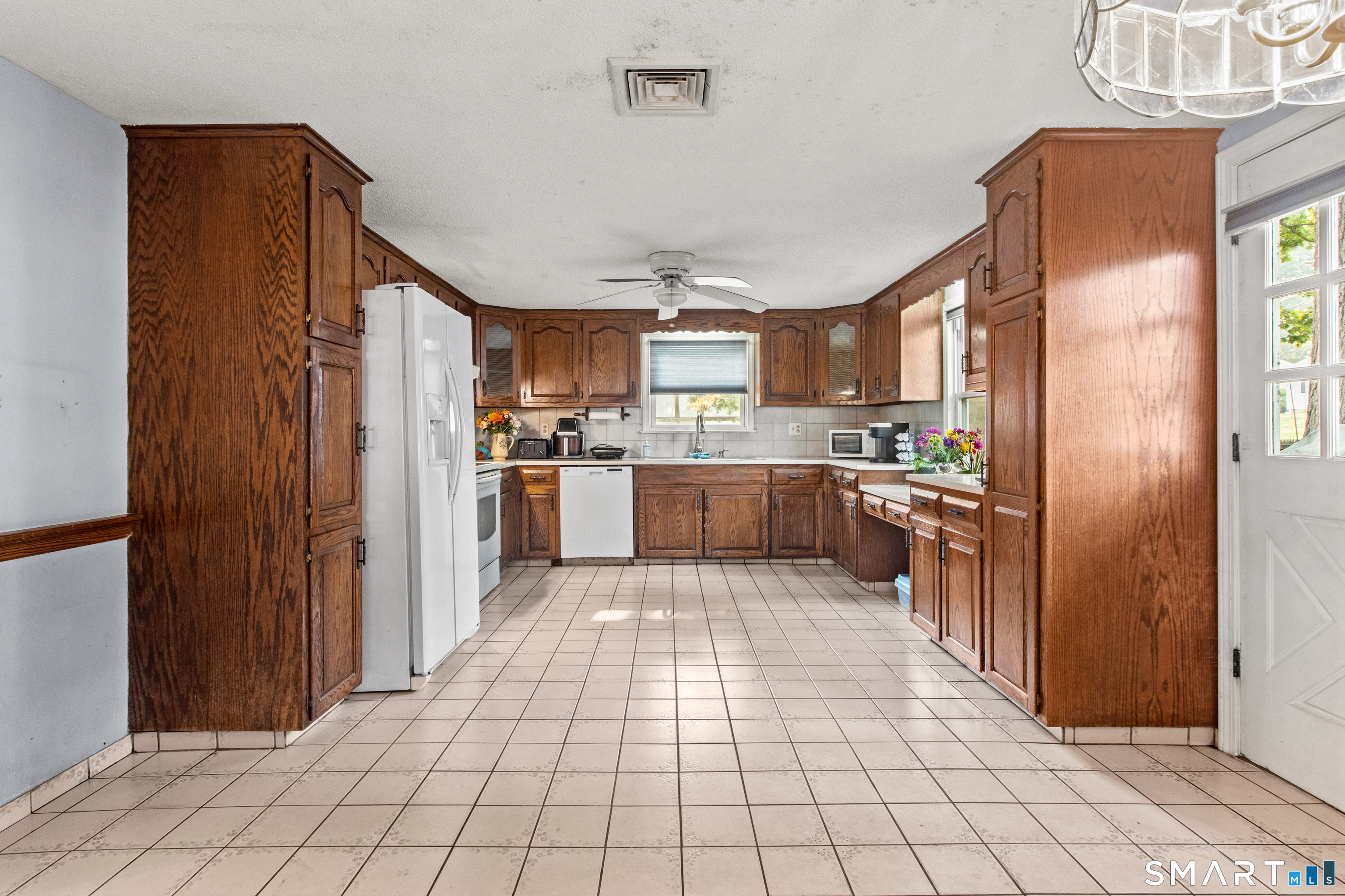 157 Back Lane Newington CT 06111