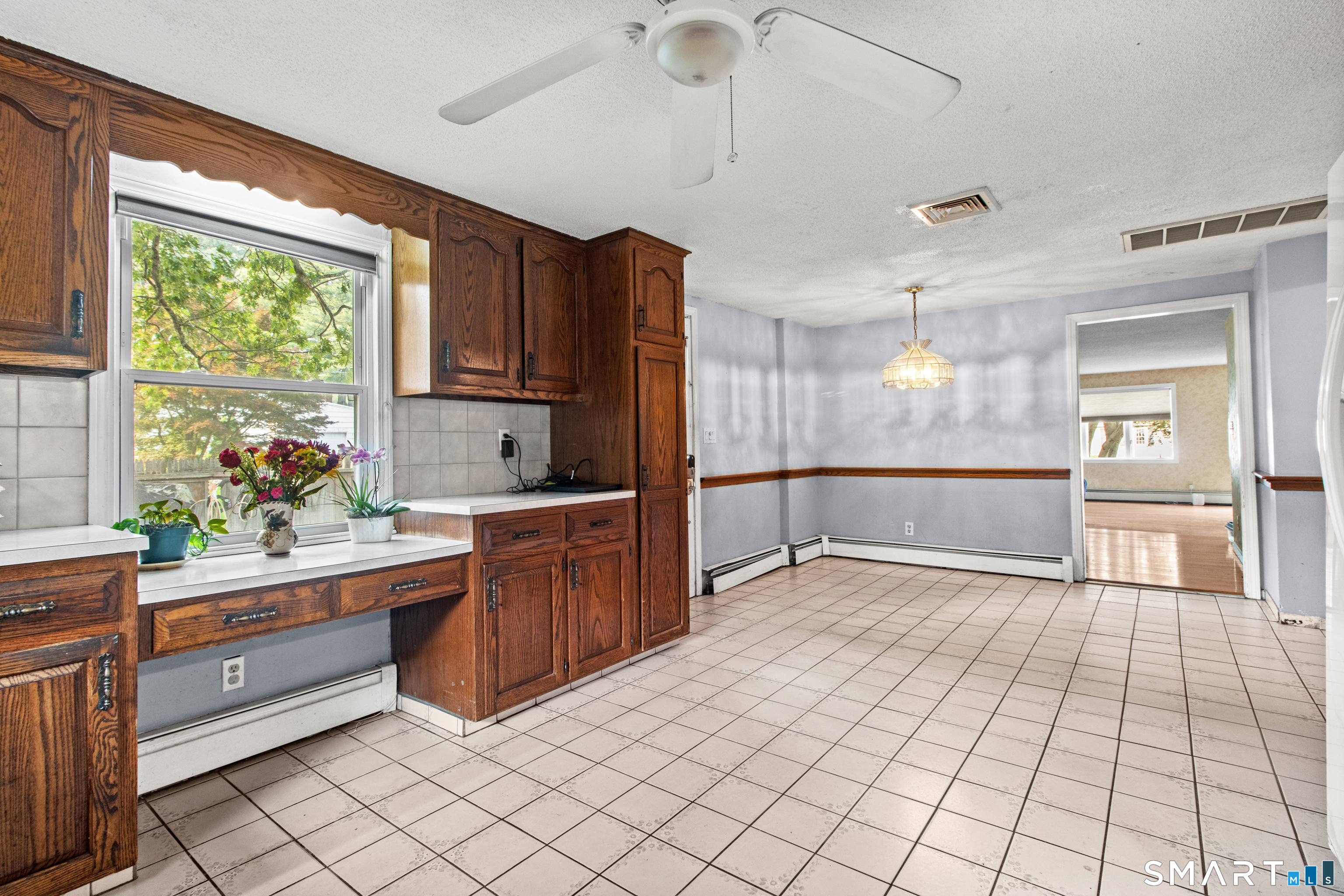 157 Back Lane Newington CT 06111