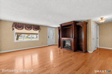 157 Back Lane Newington CT 06111
