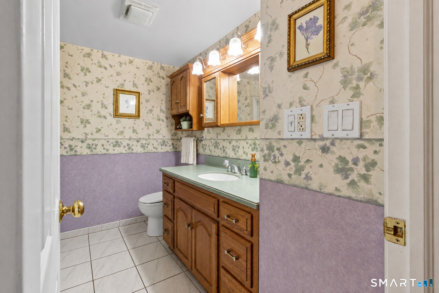 157 Back Lane Newington CT 06111