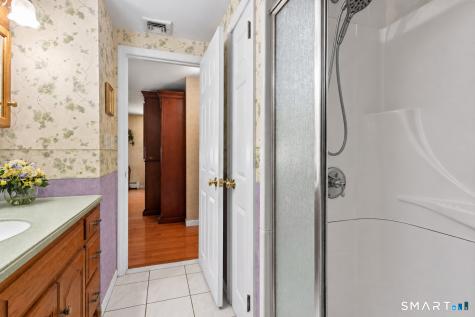 157 Back Lane Newington CT 06111
