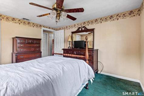 157 Back Lane Newington CT 06111