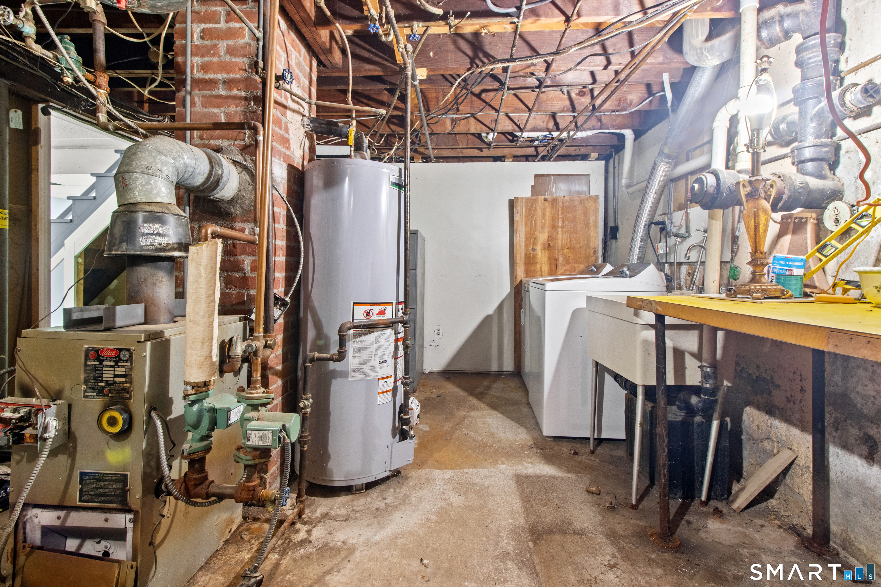 157 Back Lane Newington CT 06111