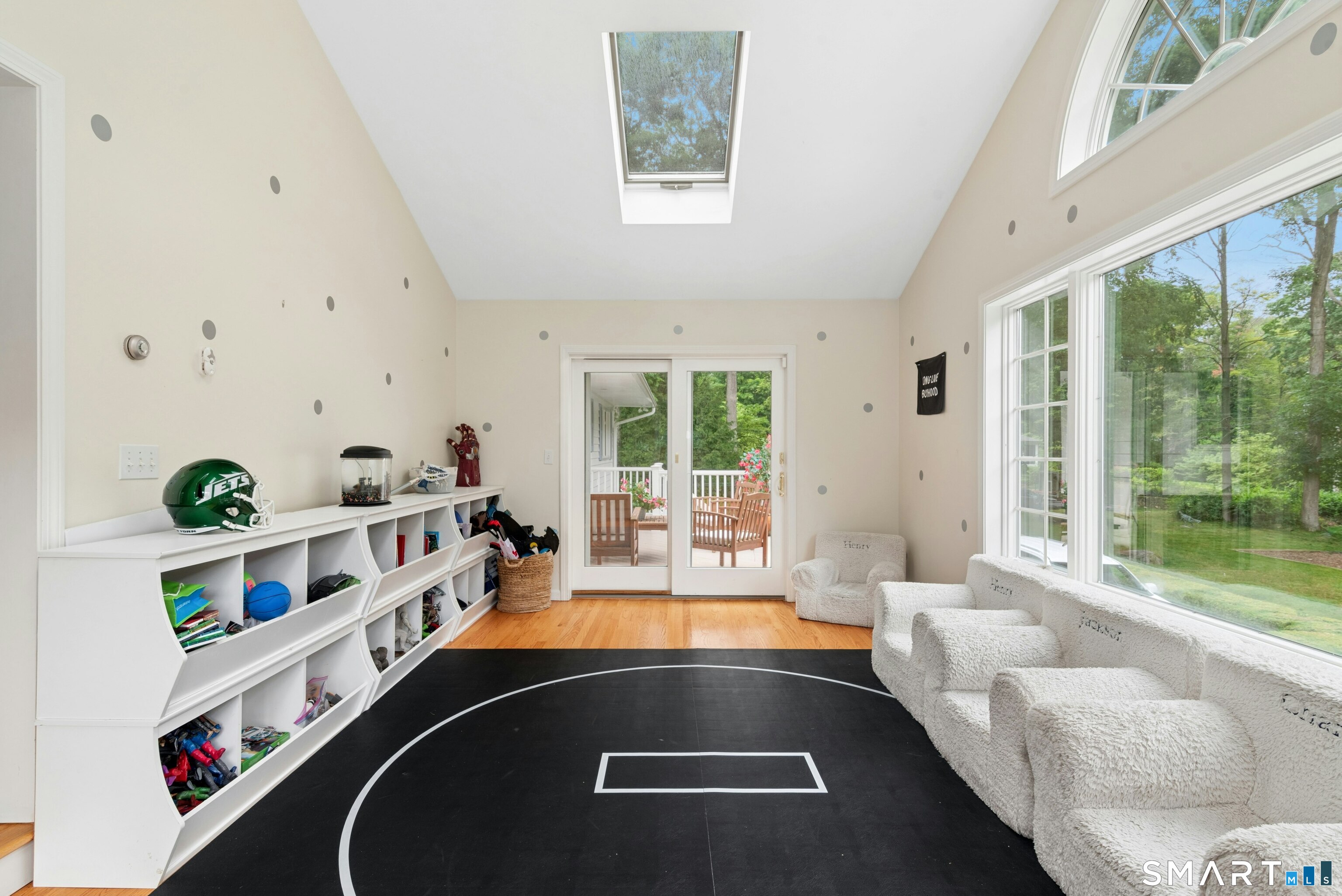 559 Cheese Spring Road New Canaan CT 06840