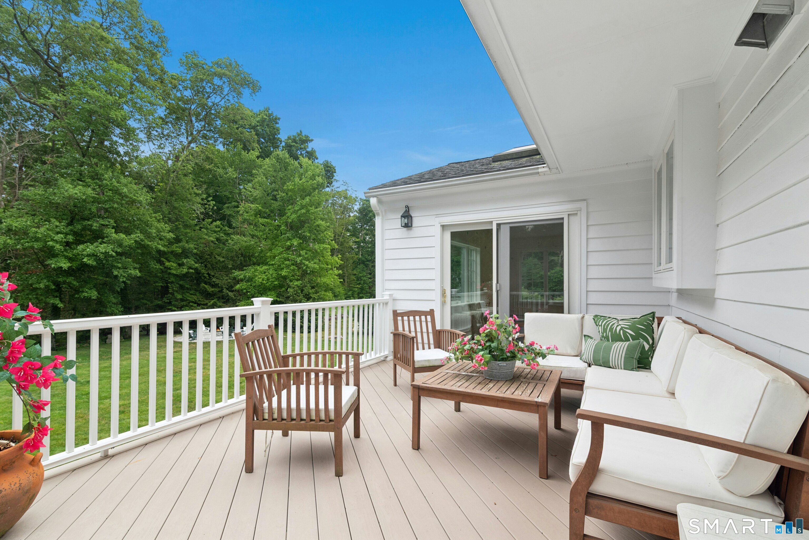 559 Cheese Spring Road New Canaan CT 06840