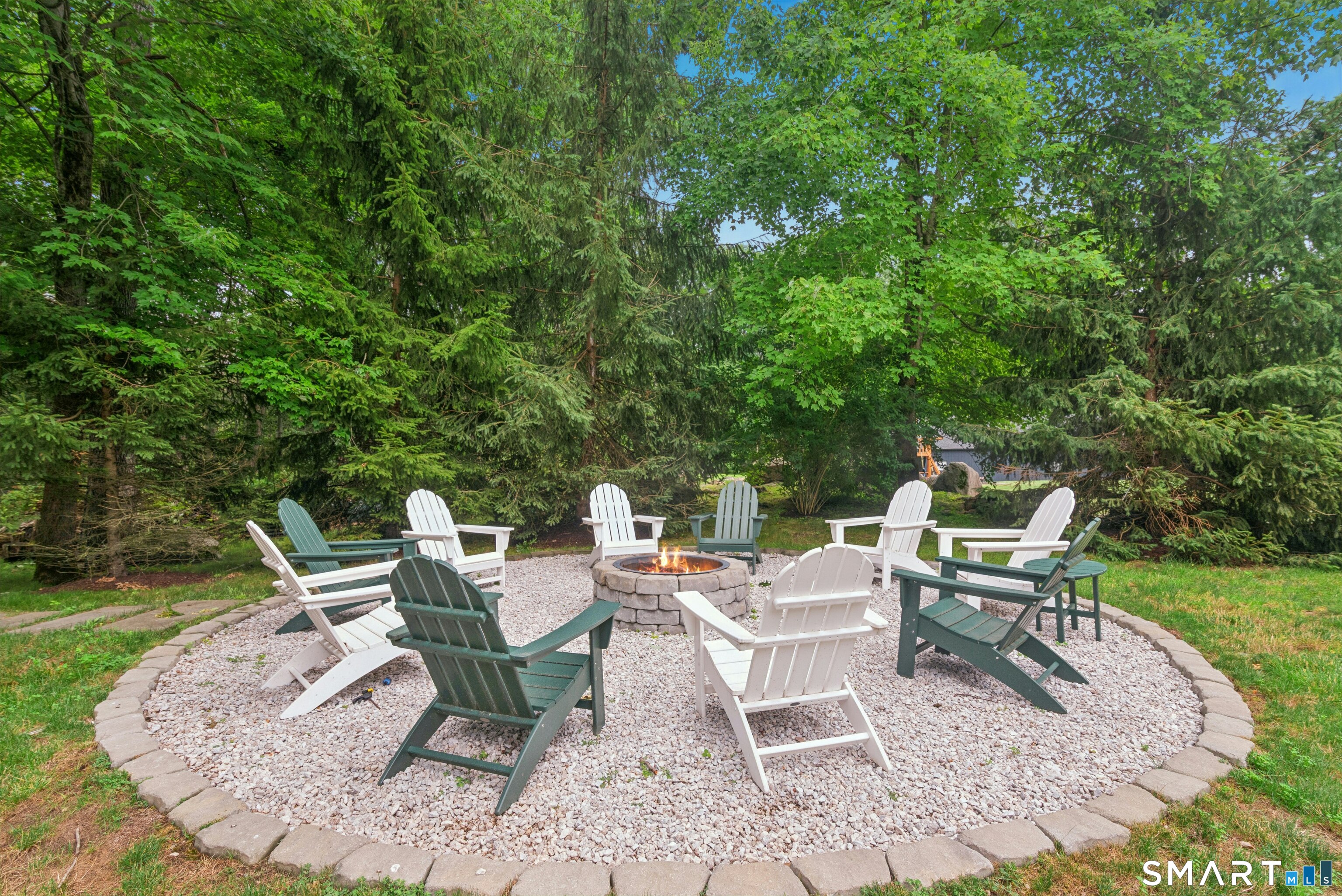 559 Cheese Spring Road New Canaan CT 06840