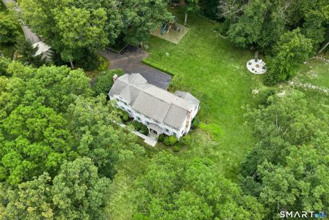 559 Cheese Spring Road New Canaan CT 06840