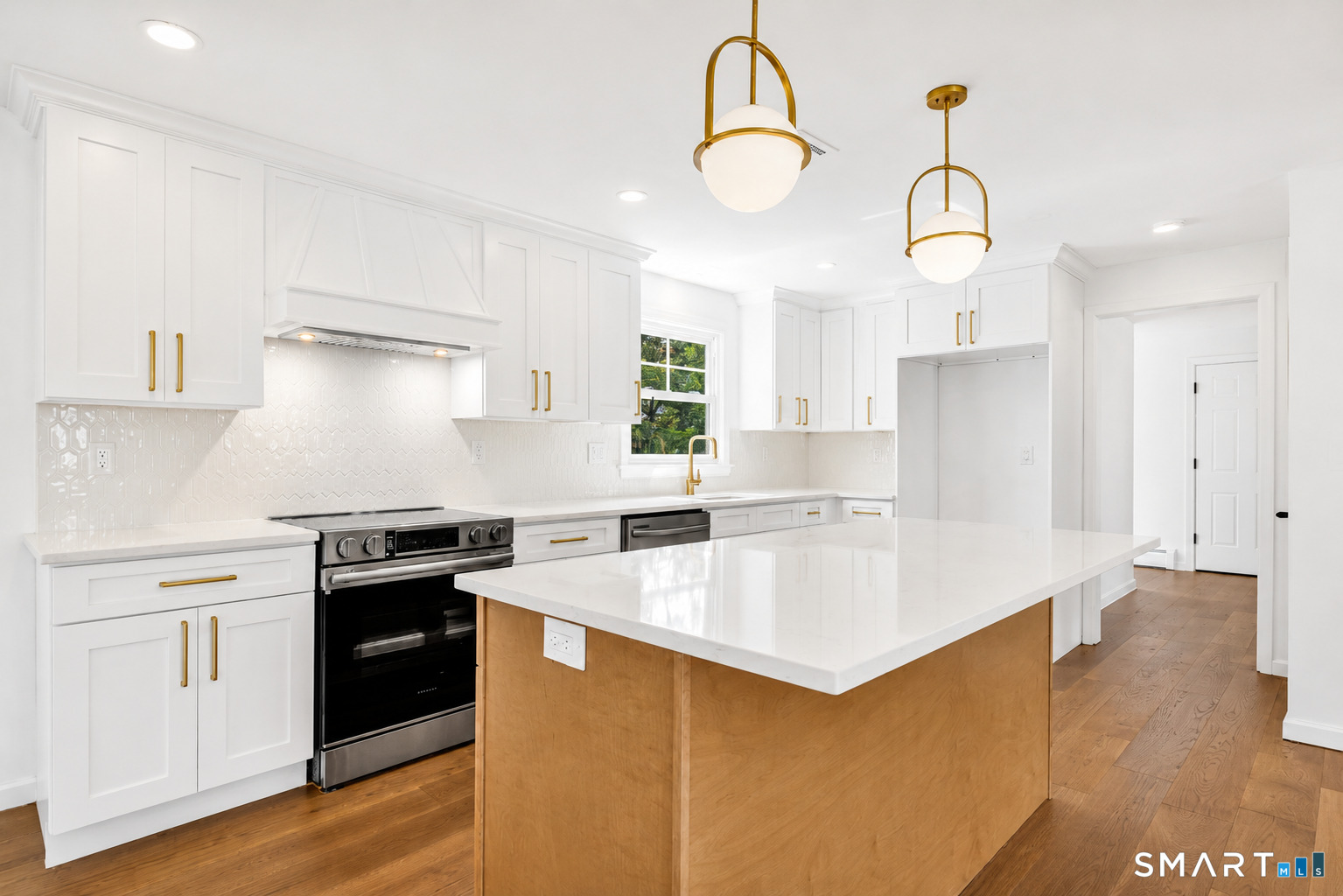 5 Butternut Drive Bloomfield CT 06002