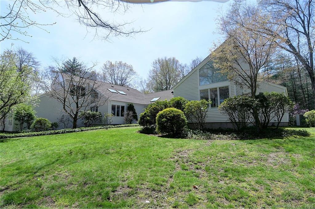 151 Heather Drive New Canaan CT 06840