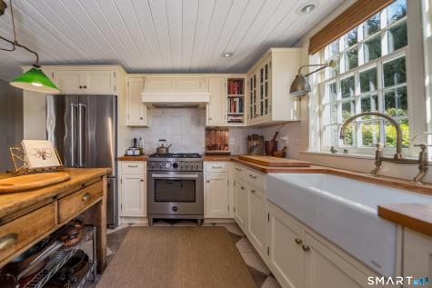35 Sill Lane Old Lyme CT 06371