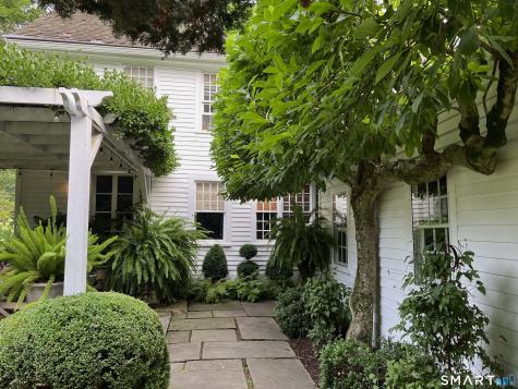35 Sill Lane Old Lyme CT 06371