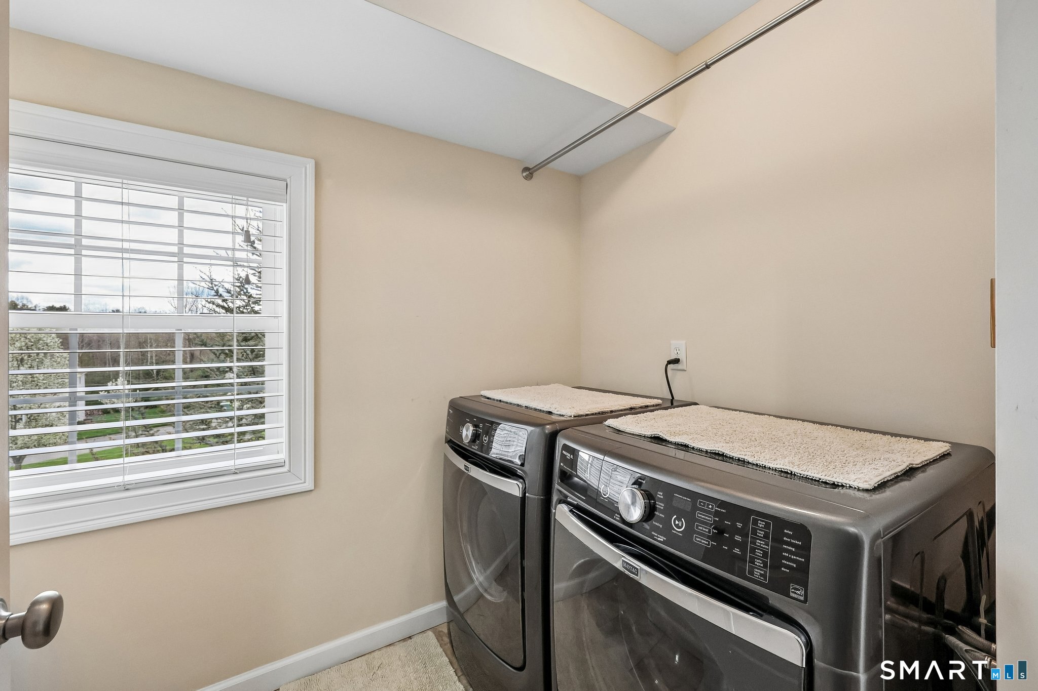 2 Gatehouse Road Granby CT 06035