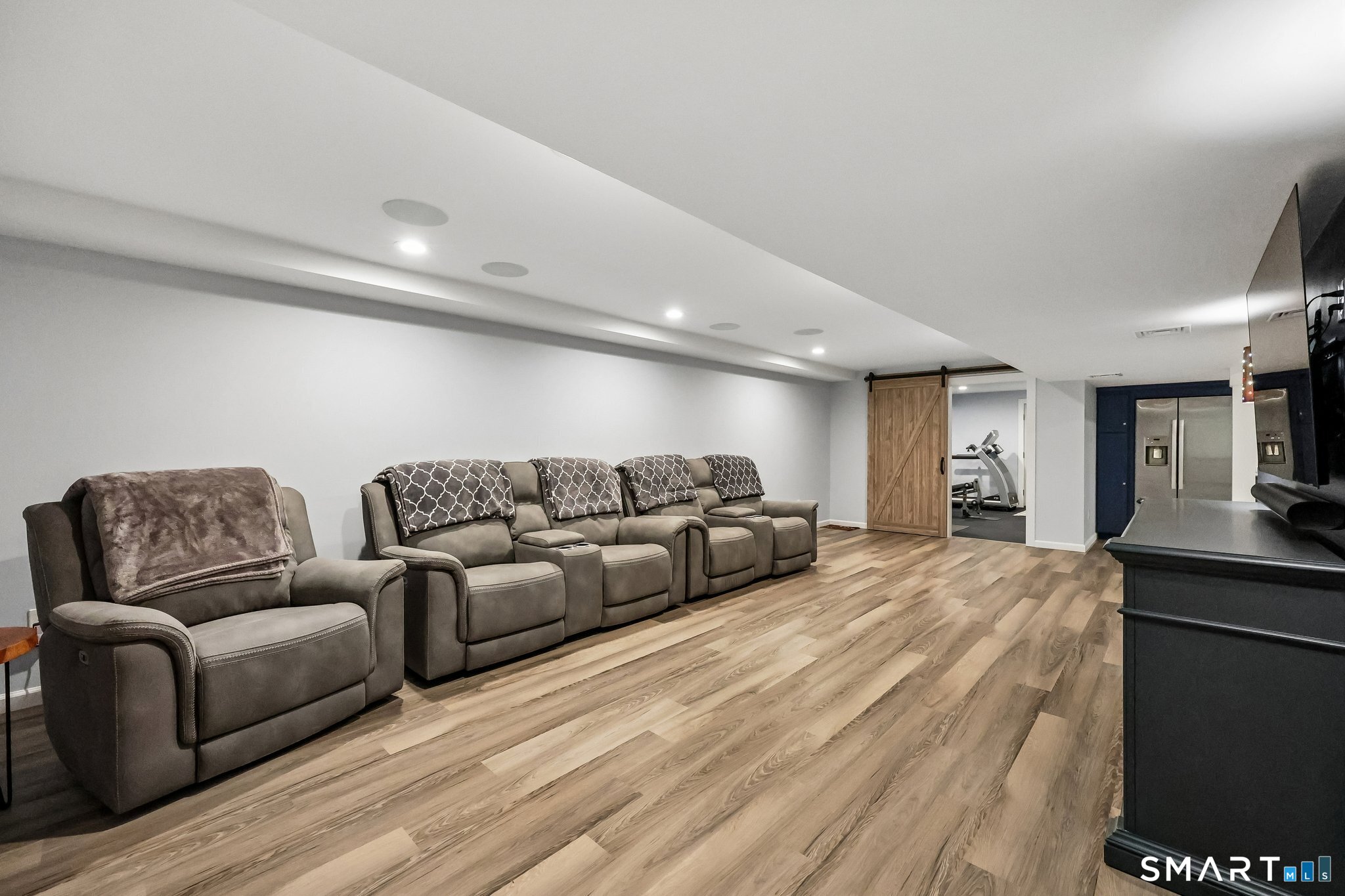 2 Gatehouse Road Granby CT 06035