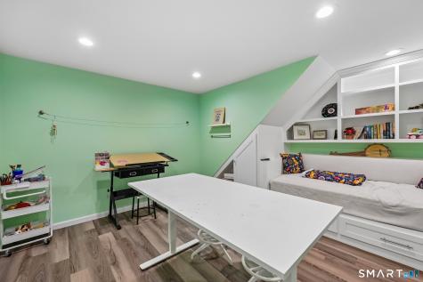2 Gatehouse Road Granby CT 06035
