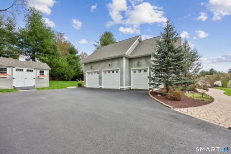2 Gatehouse Road Granby CT 06035