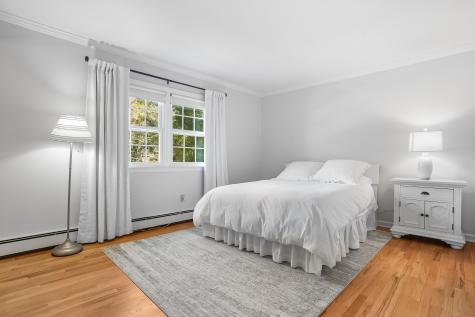 208 Thornridge Drive Stamford CT 06903
