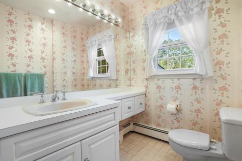 208 Thornridge Drive Stamford CT 06903