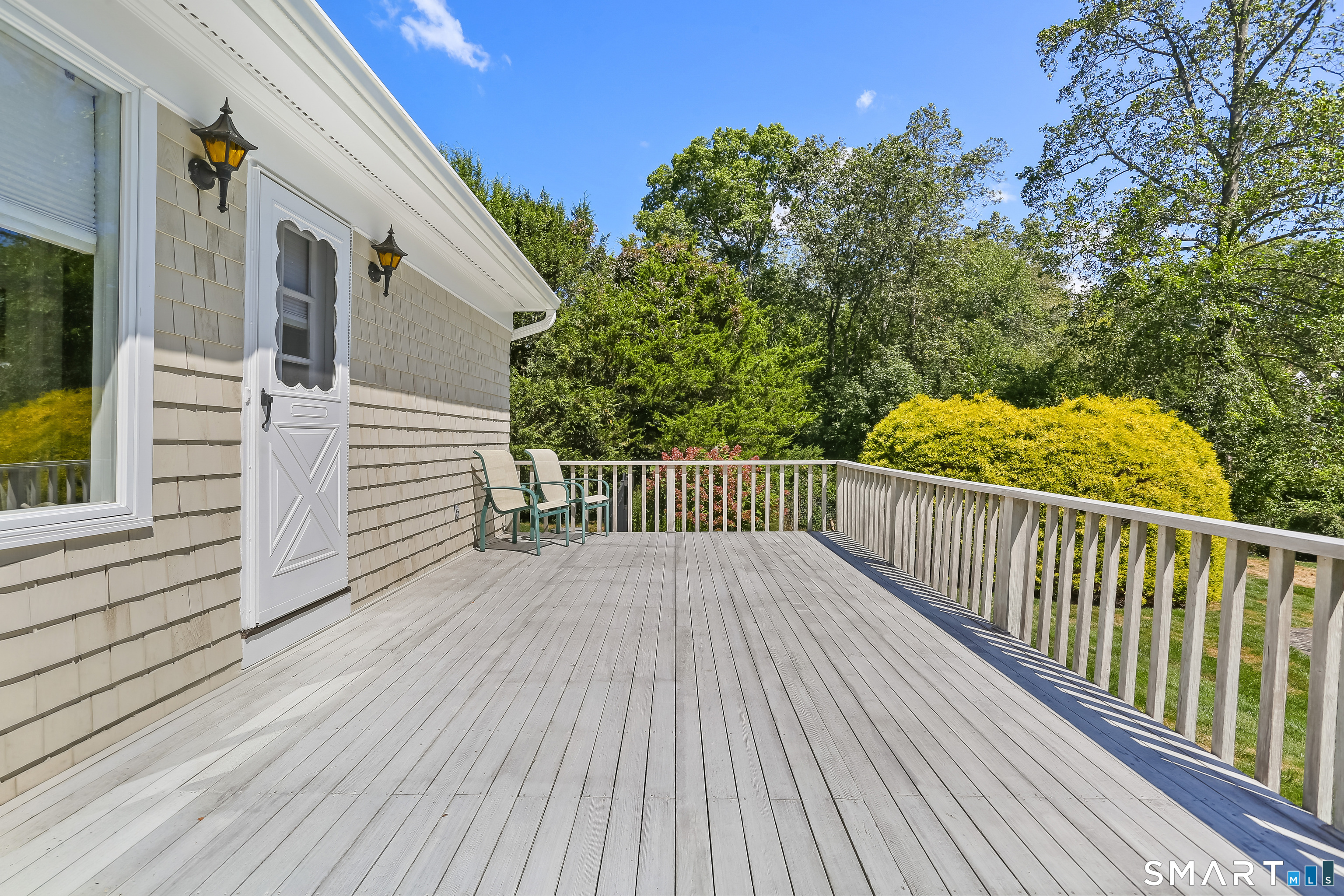 208 Thornridge Drive Stamford CT 06903