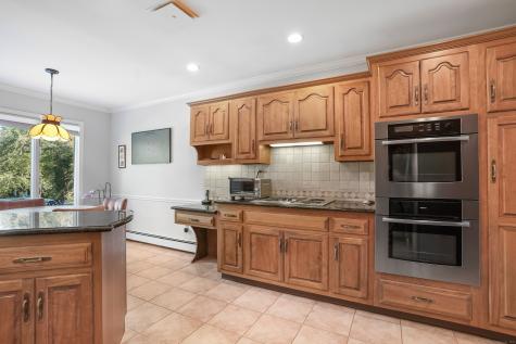 208 Thornridge Drive Stamford CT 06903