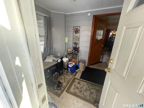 52 Bennett Avenue Waterbury CT 06708