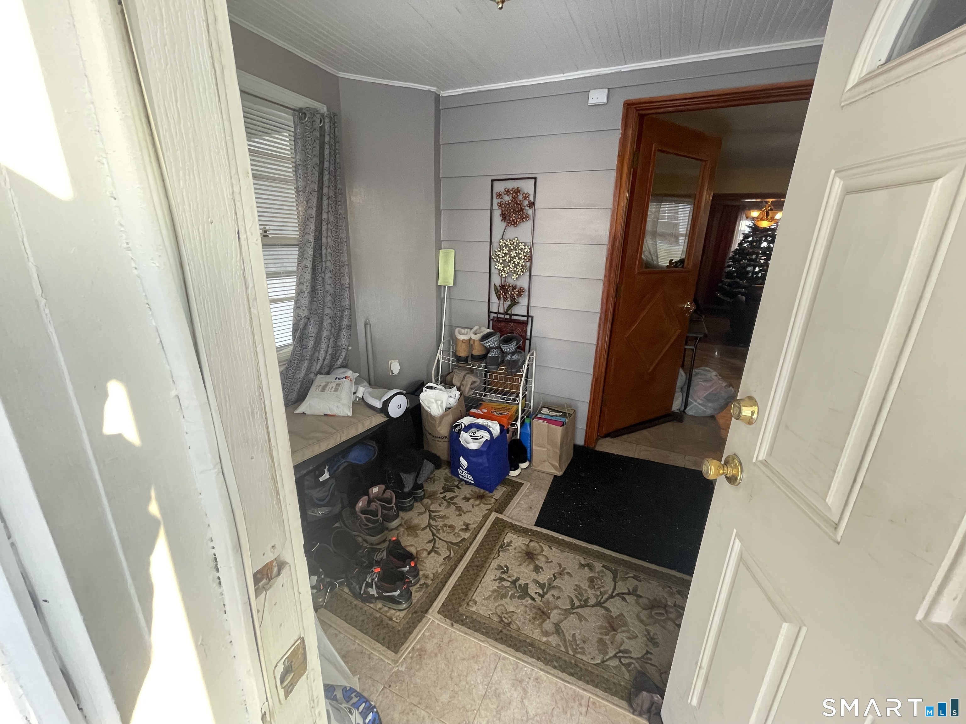 52 Bennett Avenue Waterbury CT 06708