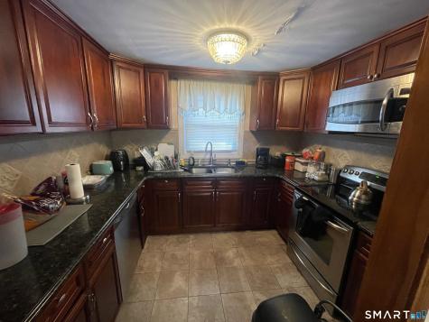 52 Bennett Avenue Waterbury CT 06708