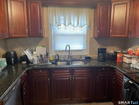 52 Bennett Avenue Waterbury CT 06708