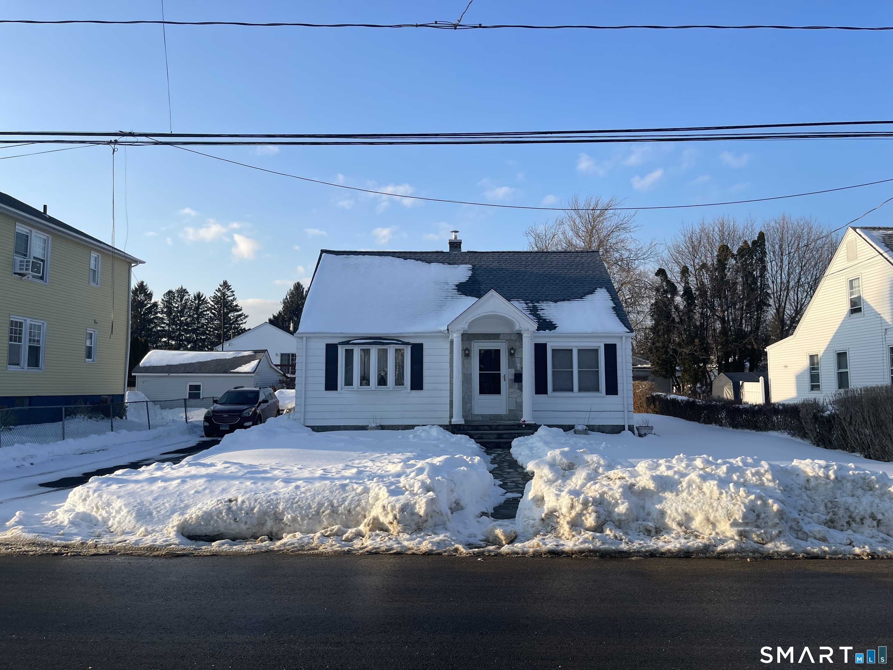 52 Bennett Avenue Waterbury CT 06708