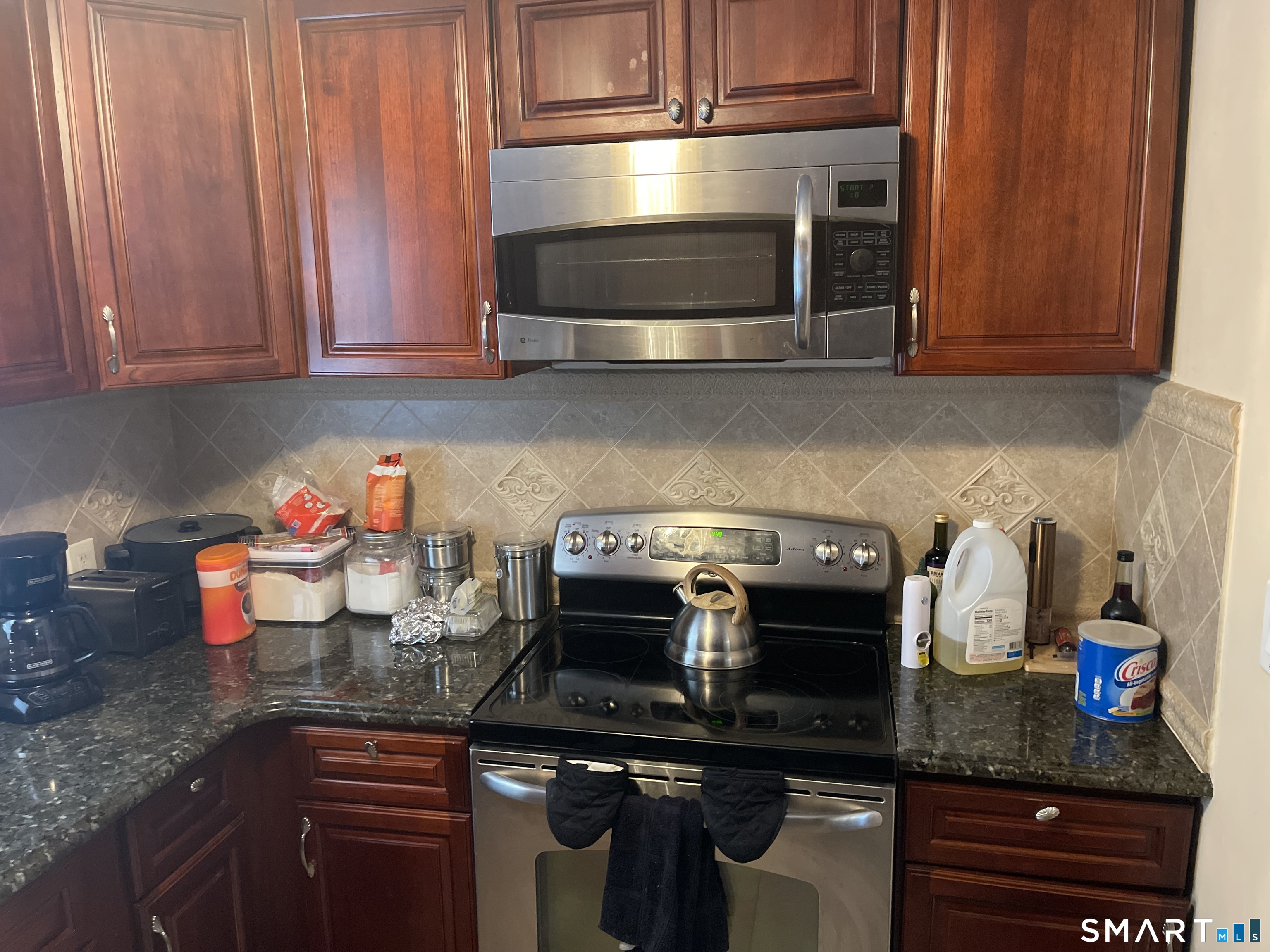 52 Bennett Avenue Waterbury CT 06708