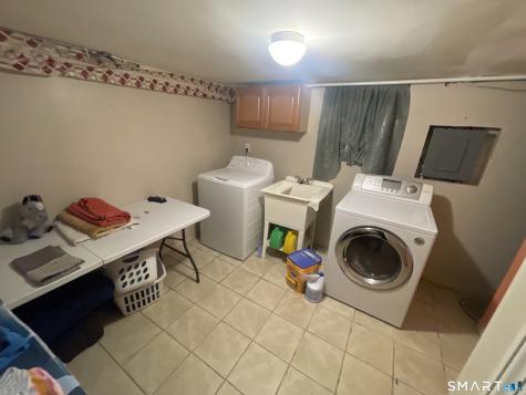 52 Bennett Avenue Waterbury CT 06708