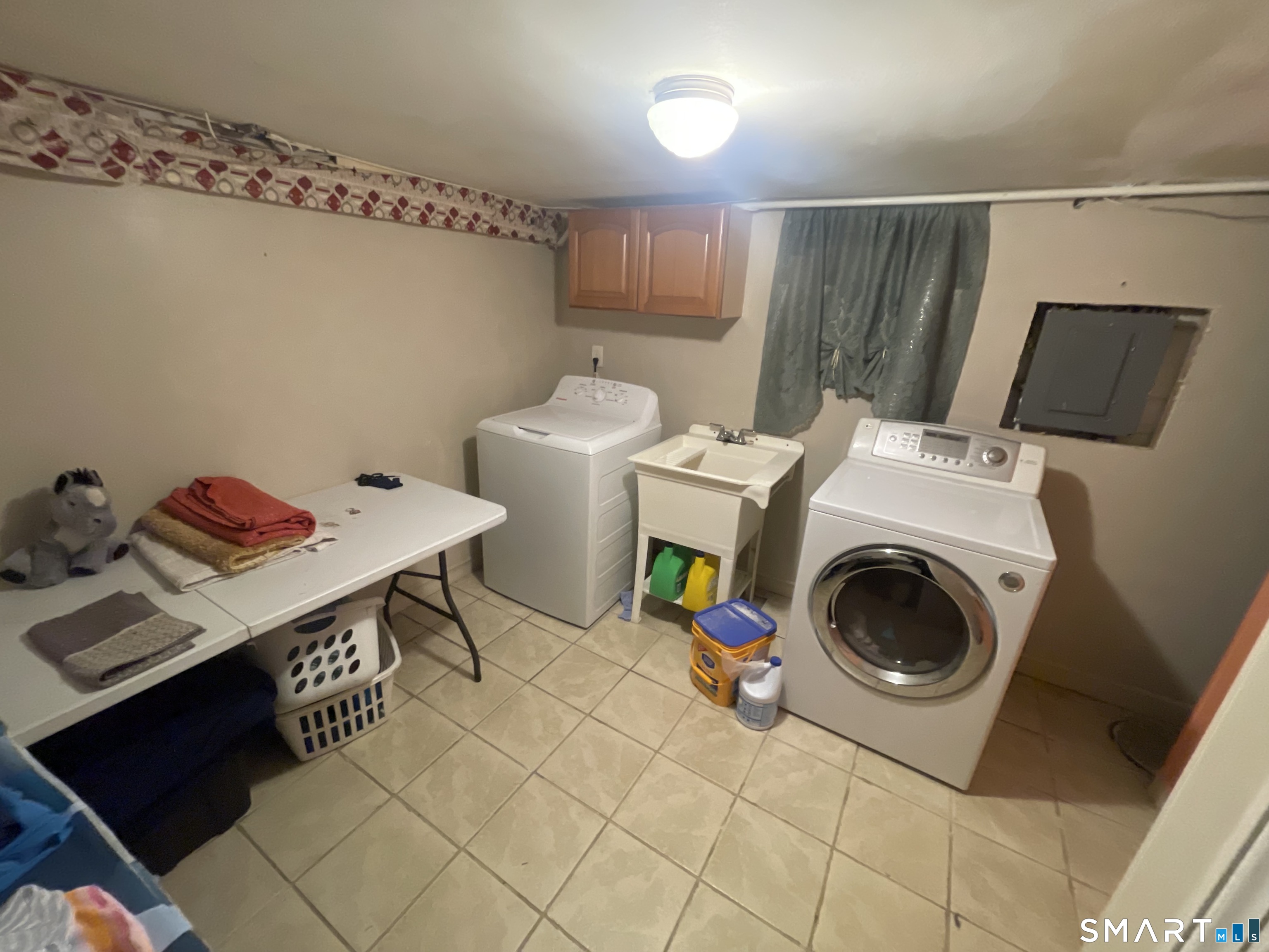 52 Bennett Avenue Waterbury CT 06708