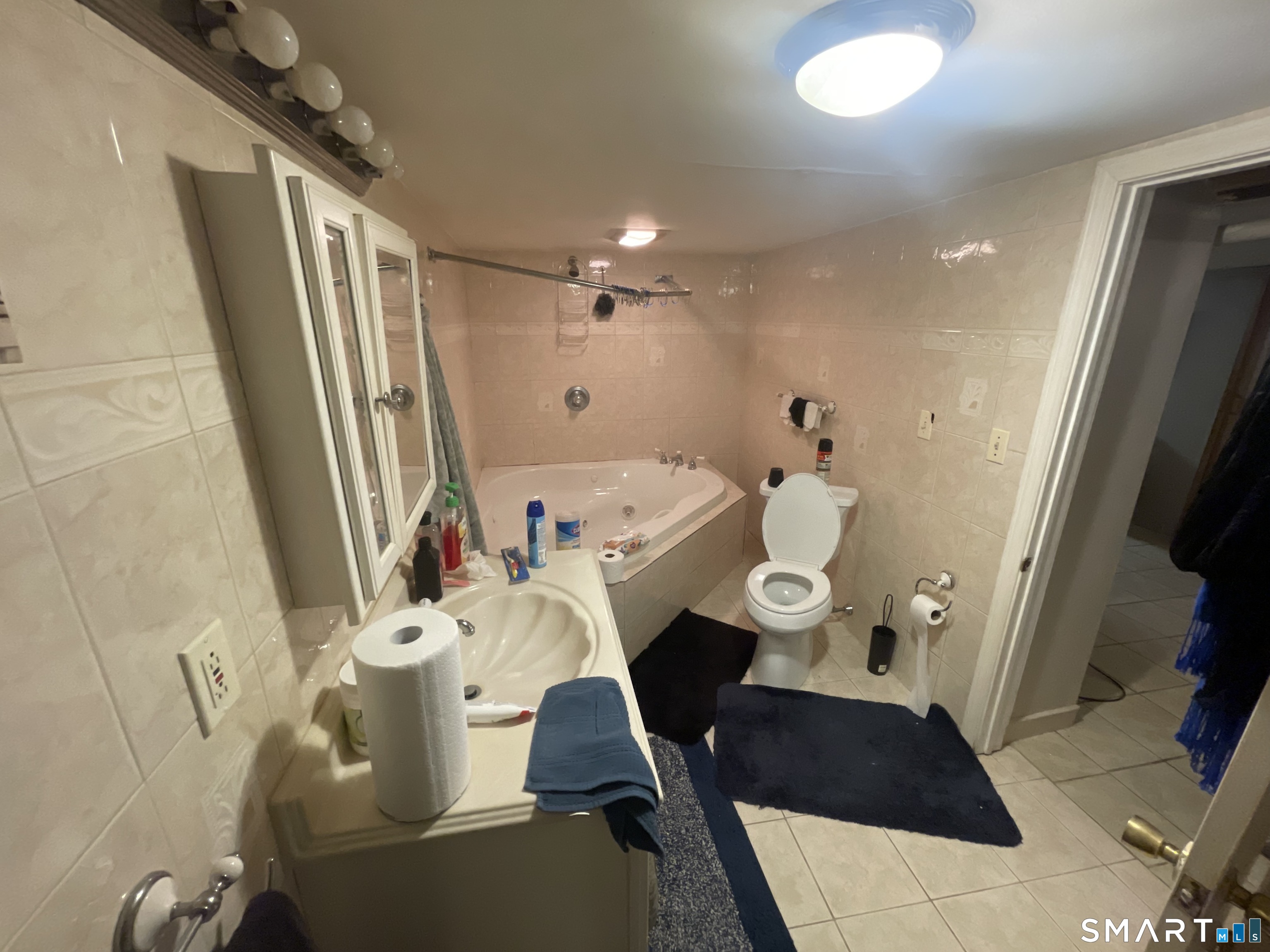 52 Bennett Avenue Waterbury CT 06708