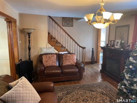 52 Bennett Avenue Waterbury CT 06708